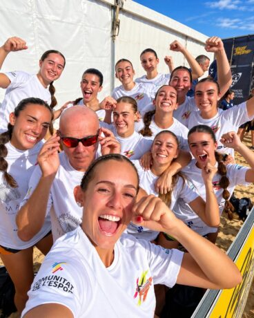 Jugadoras del CH Xàbia al proclamarse campeonas