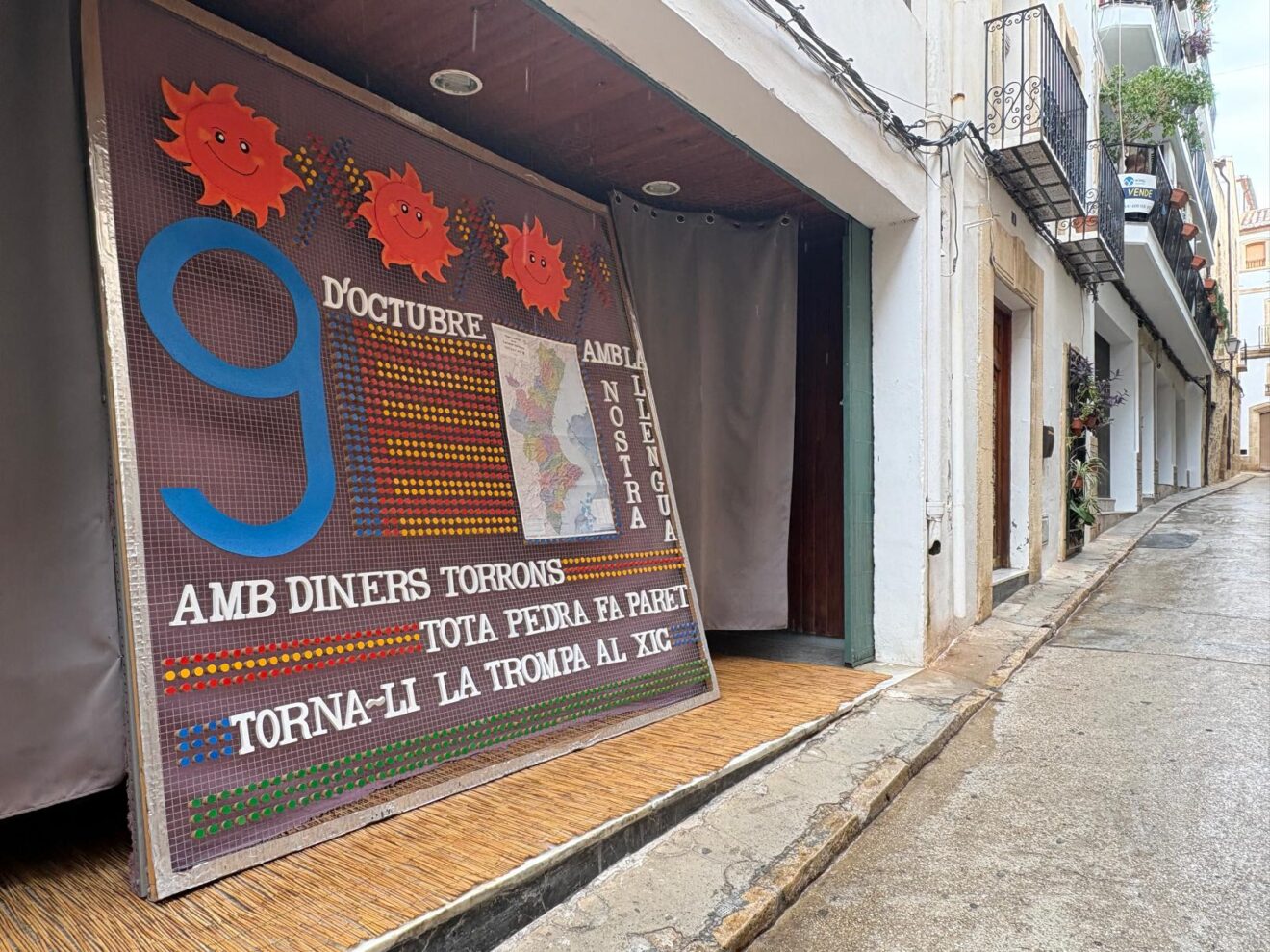 Panel decorativo instalado en el Carrer En Forn de Xàbia (1)
