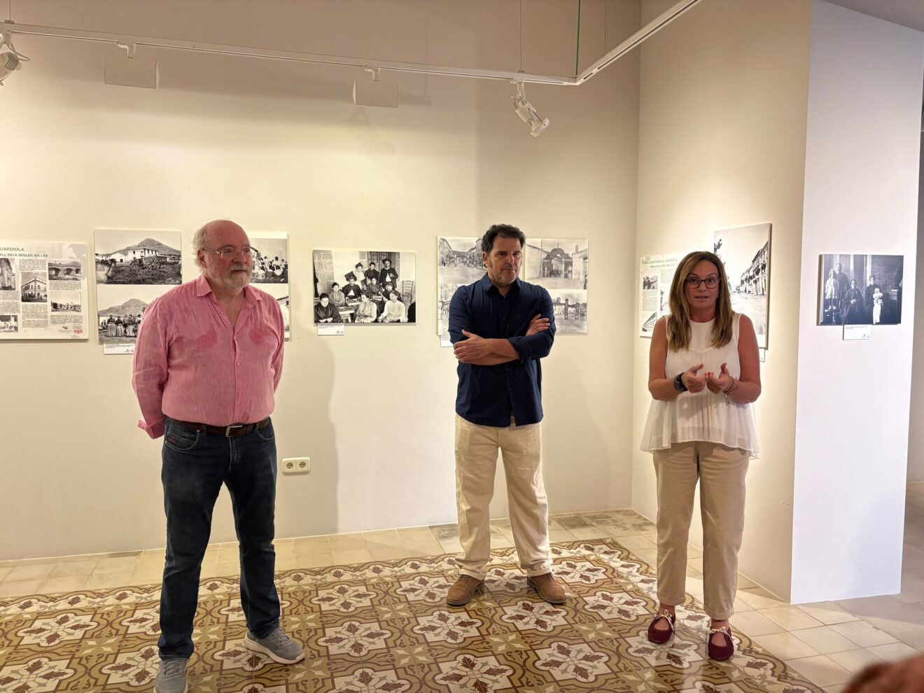 Presentación de la exposición de la familia Guardiola en Fundación Cirne Xàbia (18)